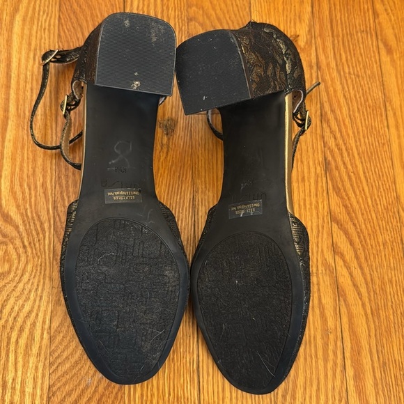 Unisa Women’s Block Heel Metallic Black & Gold Lace 2.5 Inch Heels Size 10 - Picture 10 of 12